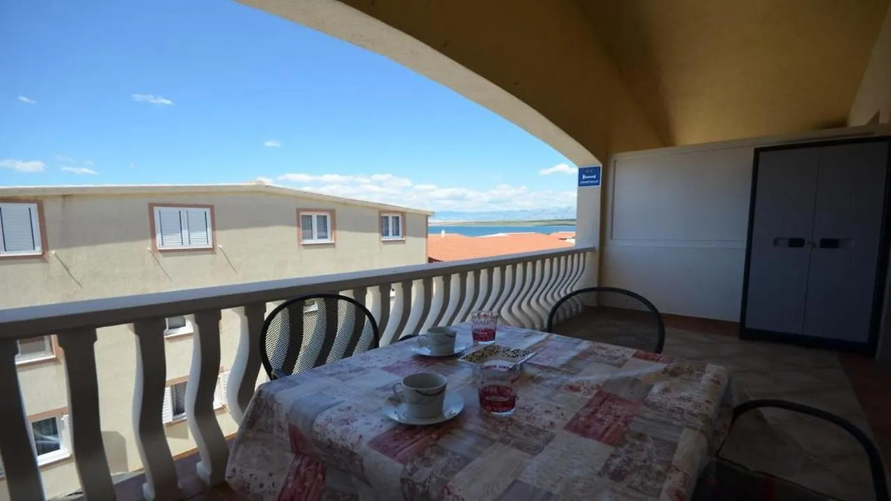 Apartment Lanterna 100 Meters From The Sea - By Ta Leut Agency Vir