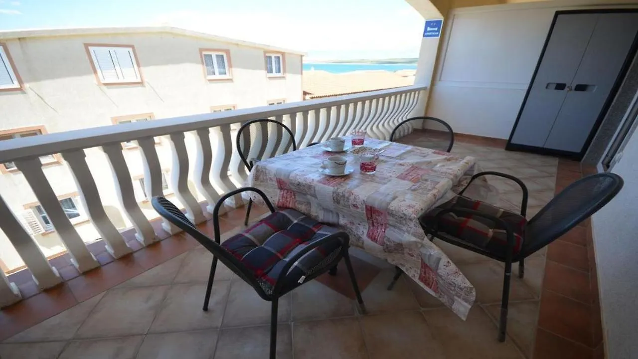 Apartment Lanterna 100 Meters From The Sea - By Ta Leut Agency Vir