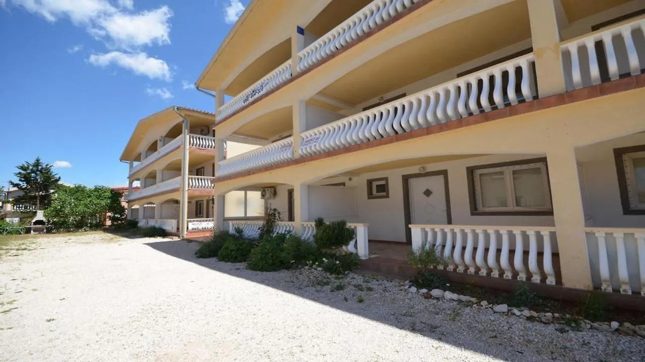 Apartment Lanterna 100 Meters From The Sea - By Ta Leut Agency Vir Croatia
