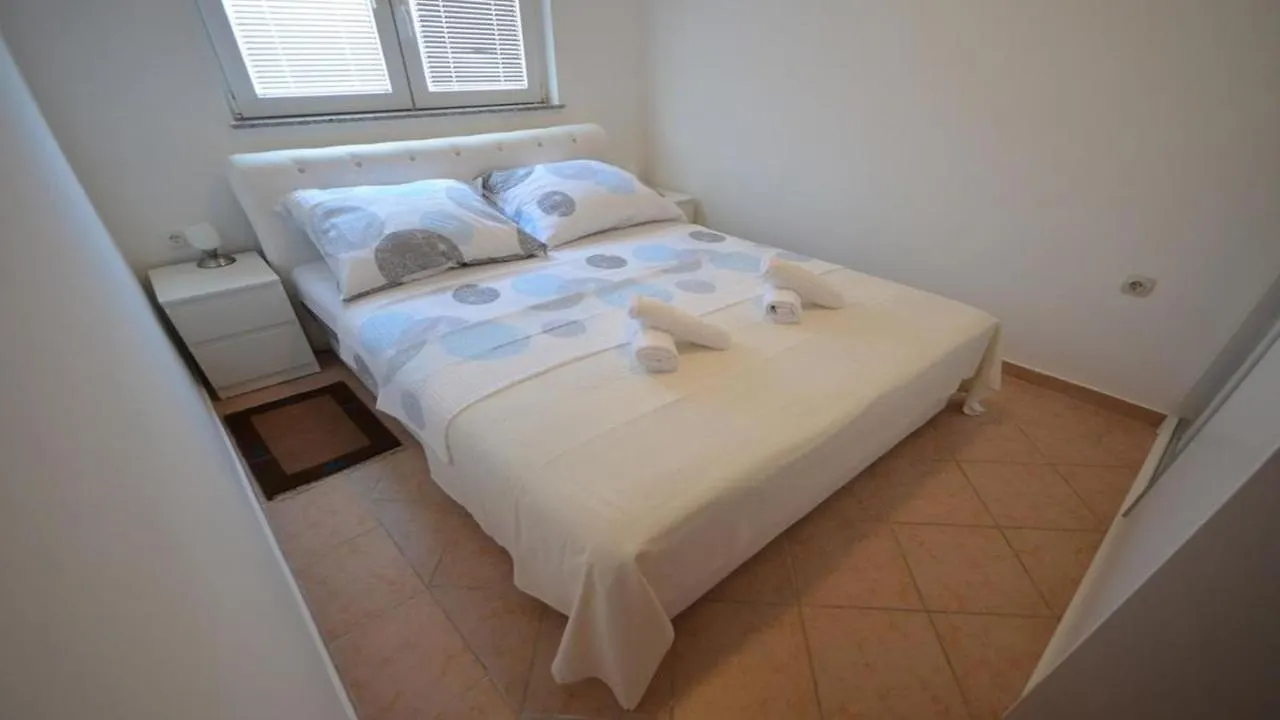 Apartment Lanterna 100 Meters From The Sea - By Ta Leut Agency Vir Croatia